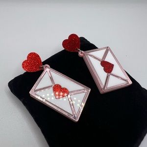 Cute earrings Love letter 💌